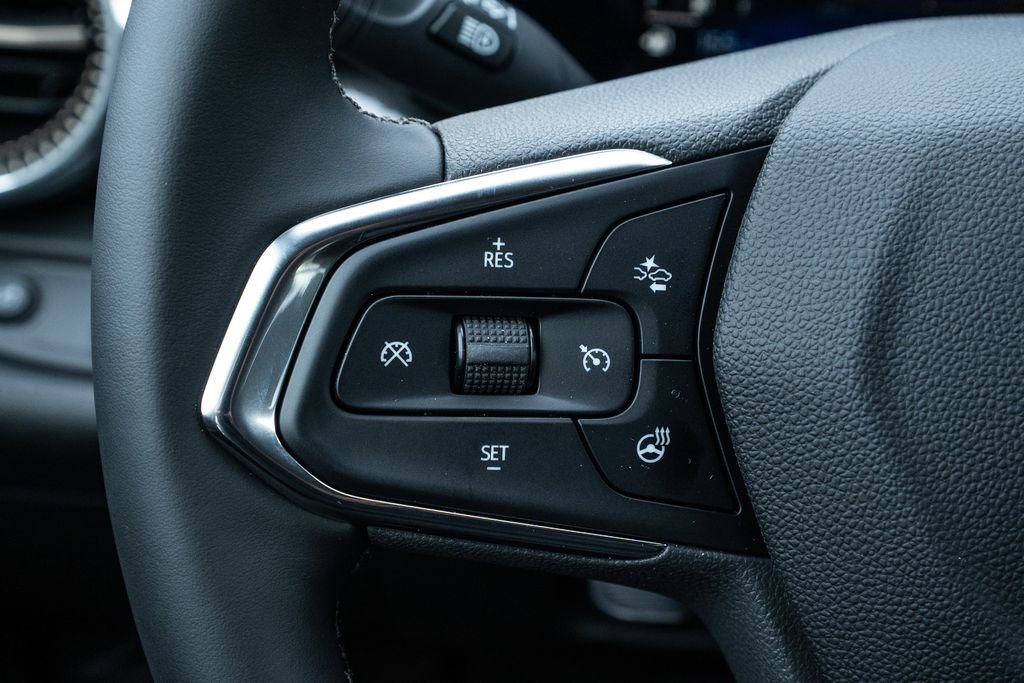 New 2026 Chevrolet Trax ACTIV w/ Sunroof Package image 18