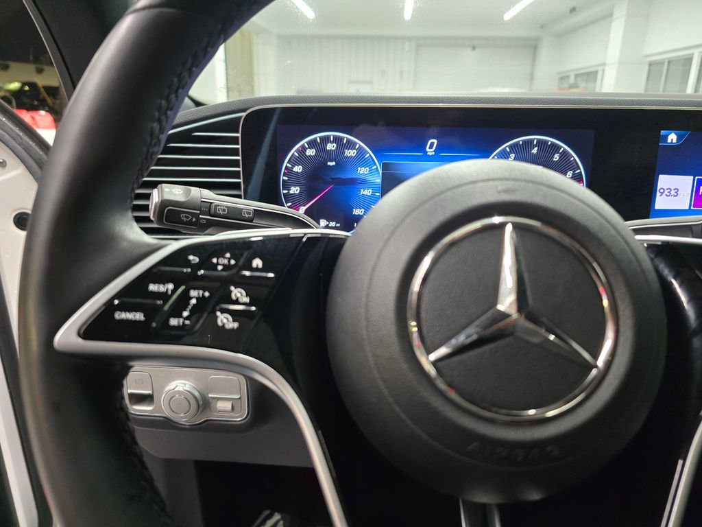 Used 2024 Mercedes-Benz GLE 350 4MATIC image 19