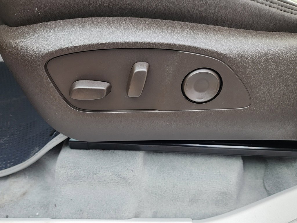 New 2026 GMC Acadia Denali w/ Super Cruise Package image 18