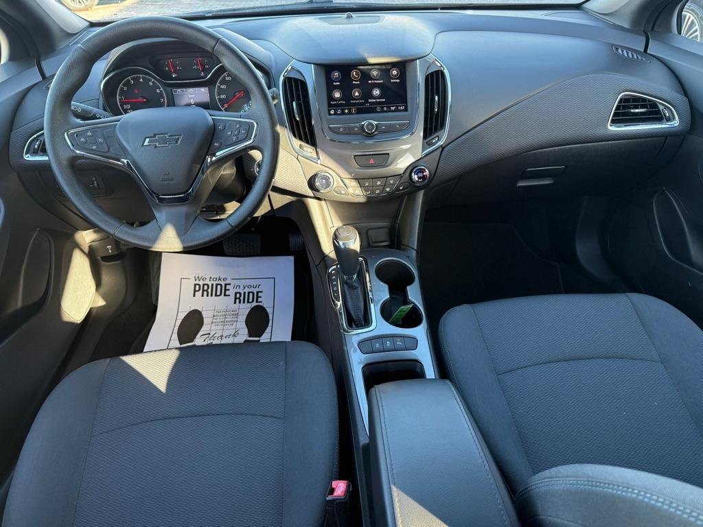 Used 2019 Chevrolet Cruze LT w/ Convenience Package image 14