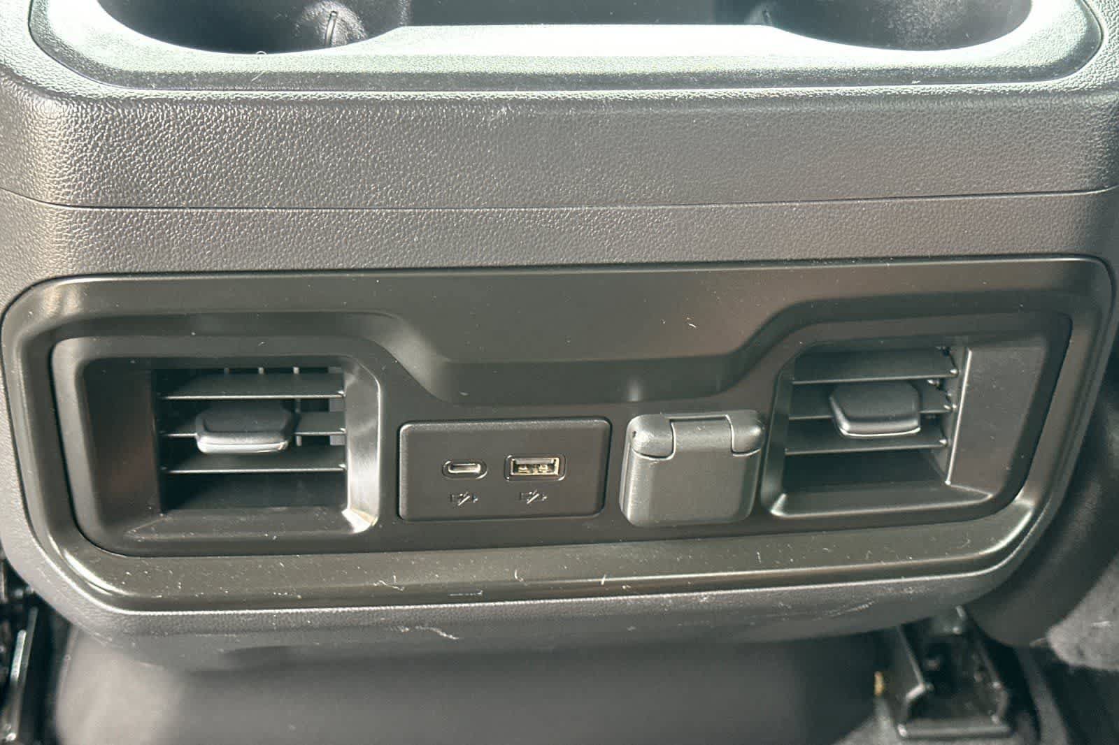 Used 2021 Chevrolet Silverado 1500 RST AWD/4WD image 15