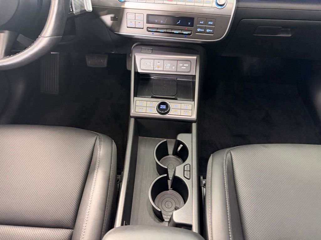 Used 2025 Hyundai Kona Limited FWD image 15