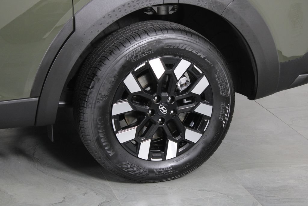 Certified 2026 Hyundai Santa Cruz SEL FWD image 15