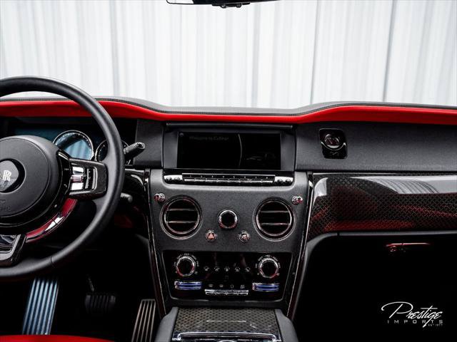 Used 2022 Rolls-Royce Cullinan Black Badge AWD/4WD image 34