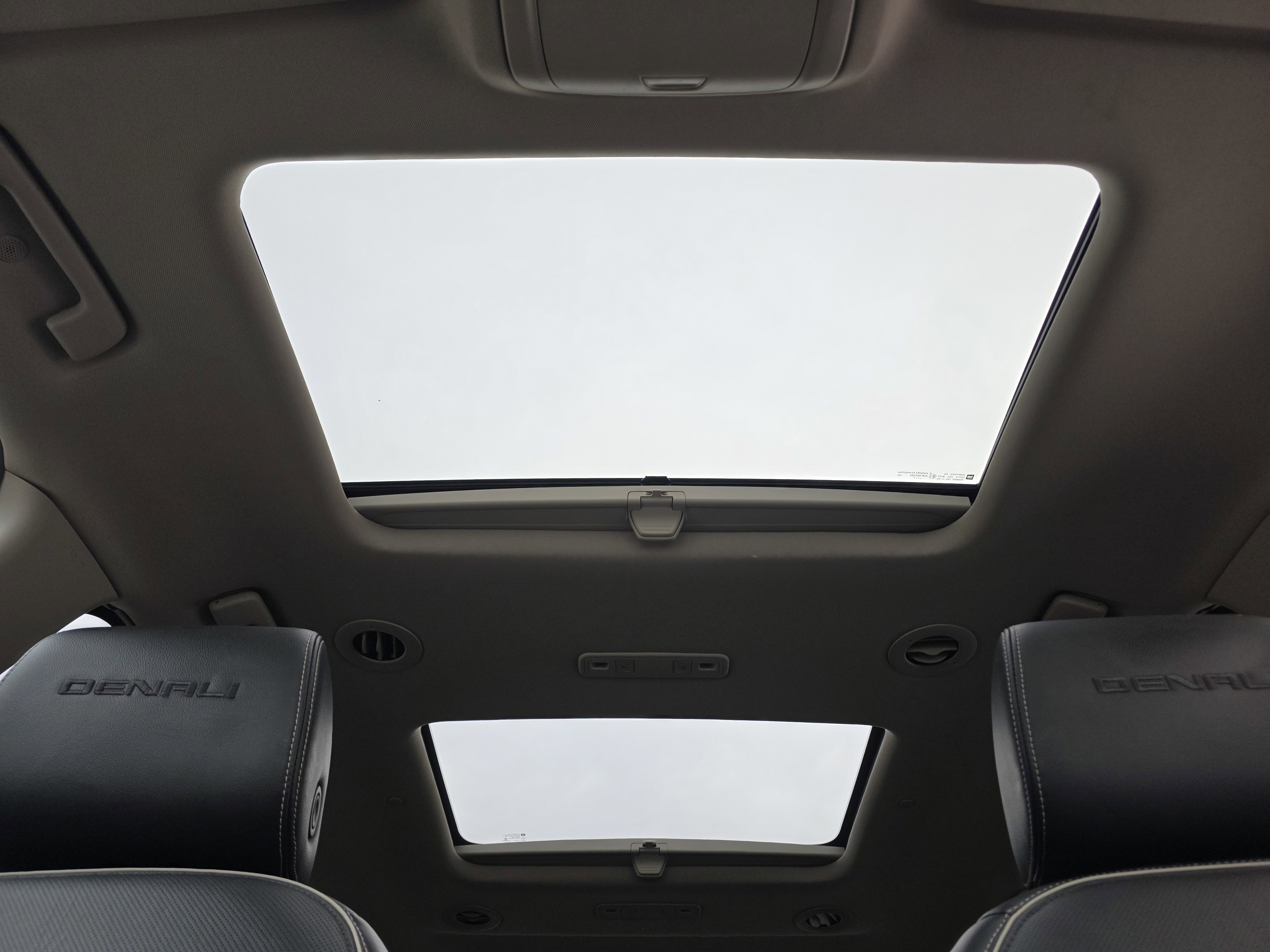 Used 2017 GMC Acadia Denali w/ Technology Package image 13