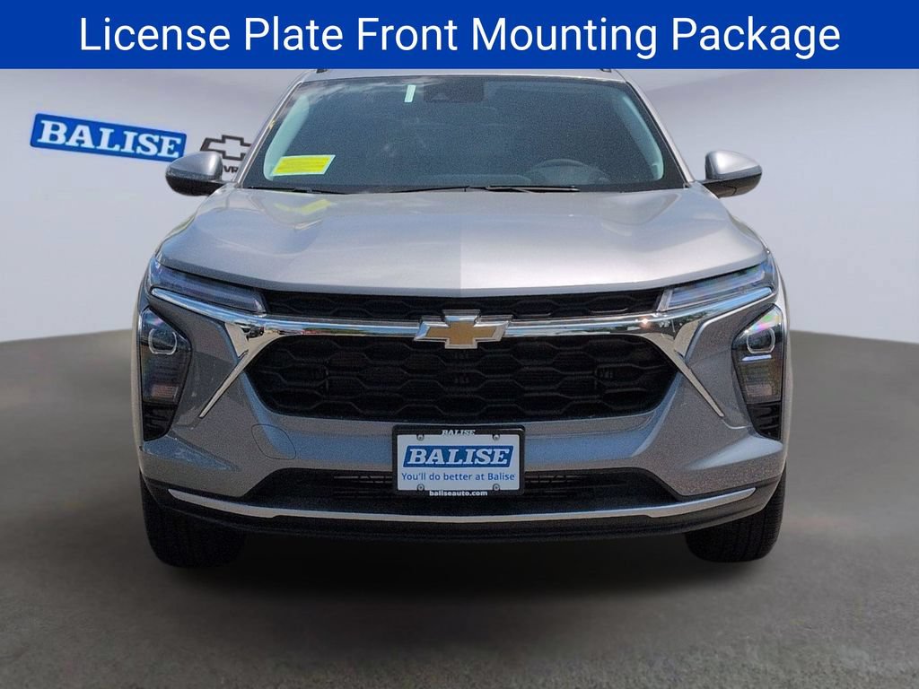 New 2026 Chevrolet Trax LT w/ Sunroof Package FWD image 8