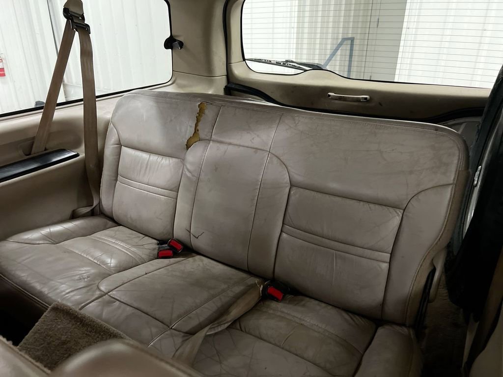Used 2000 Ford Excursion Limited AWD/4WD image 22