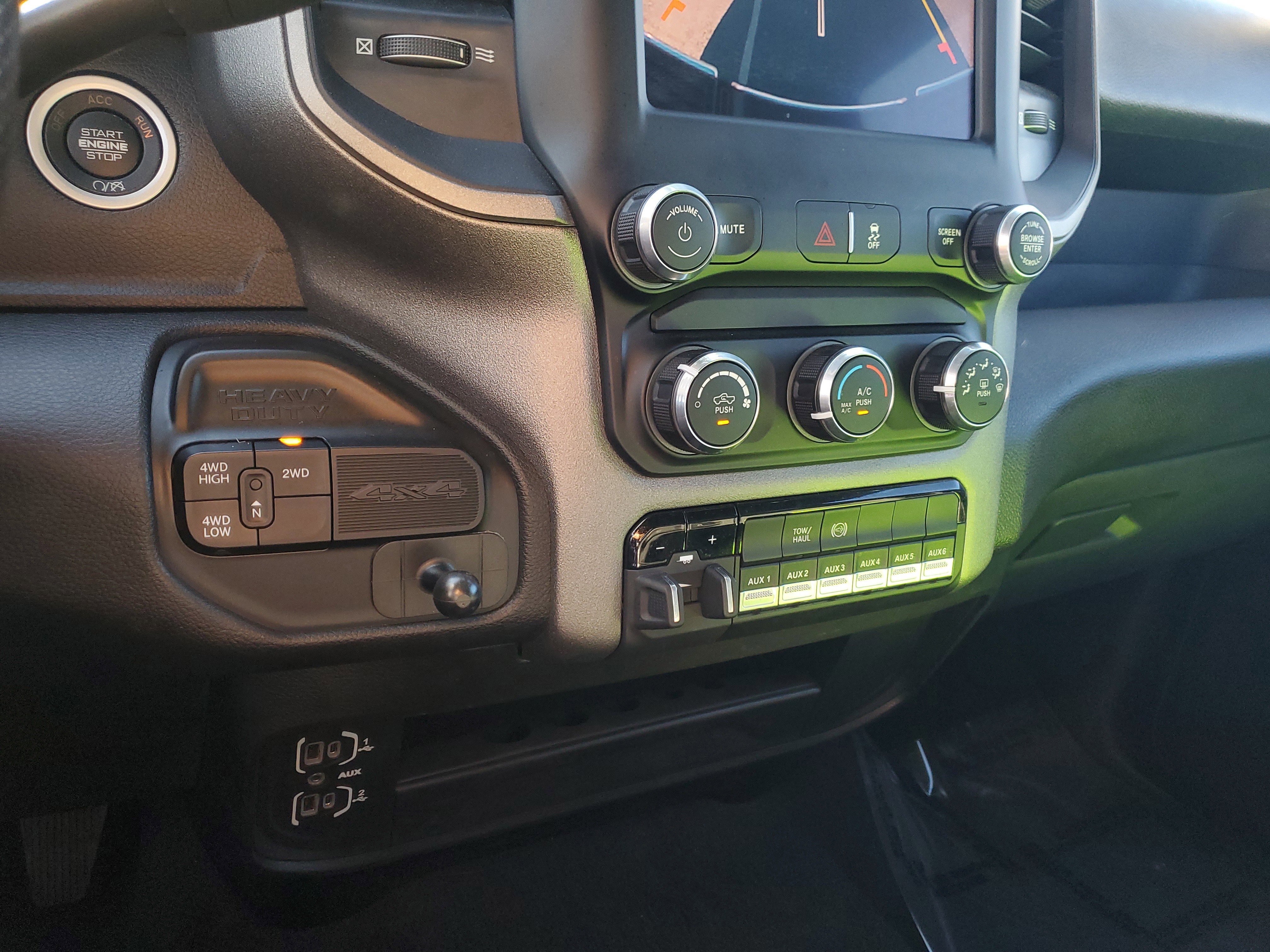 Used 2023 RAM 3500 Tradesman image 27