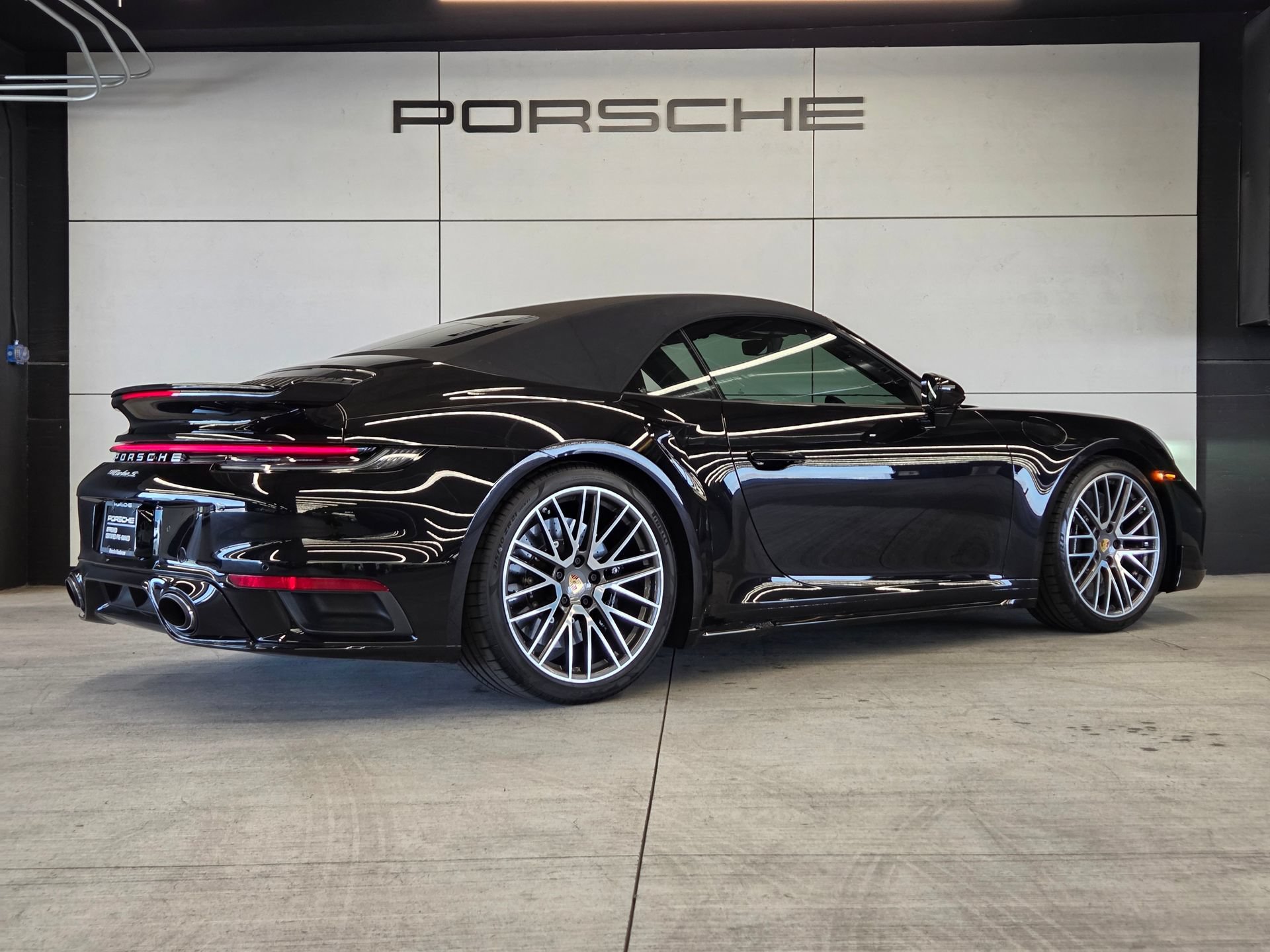Certified 2021 Porsche 911 Turbo S AWD/4WD image 6