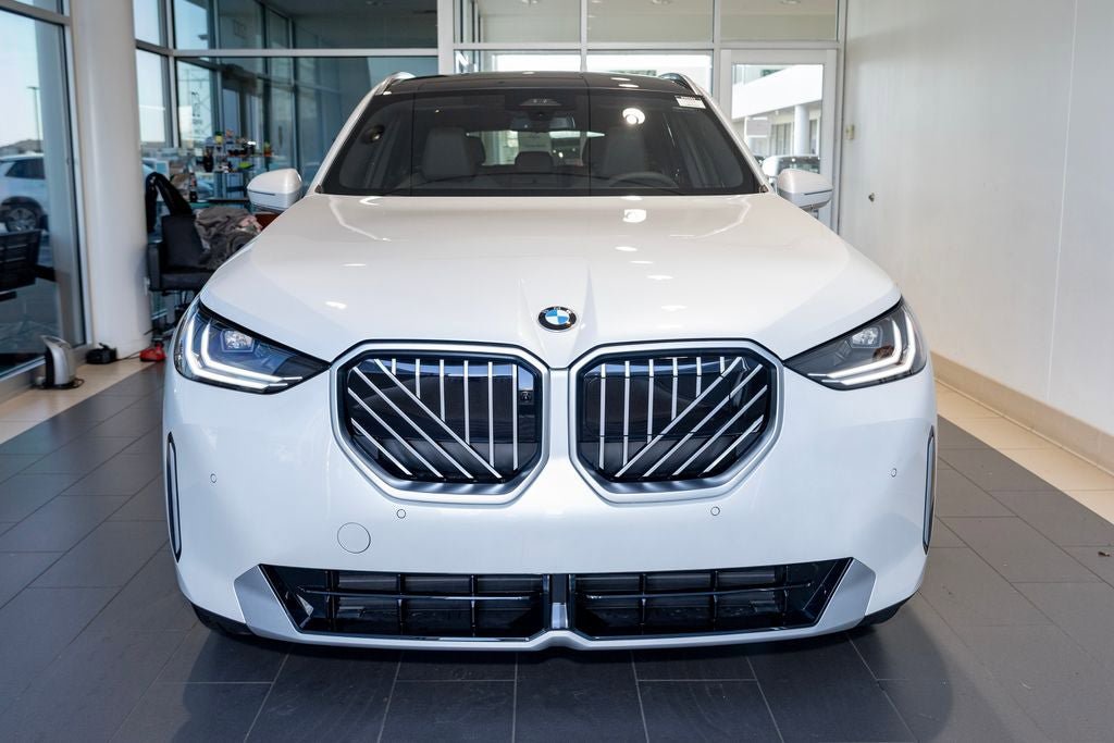 New 2026 BMW X3 xDrive30 w/ Premium Package image 2