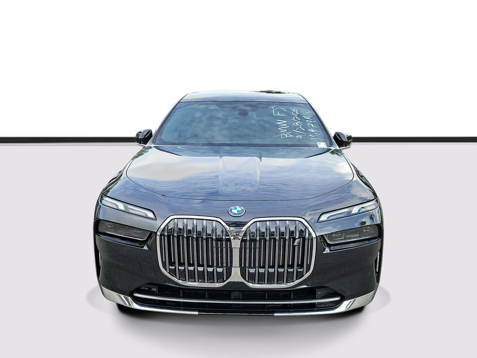 Certified 2023 BMW i7 xDrive60 AWD/4WD image 2