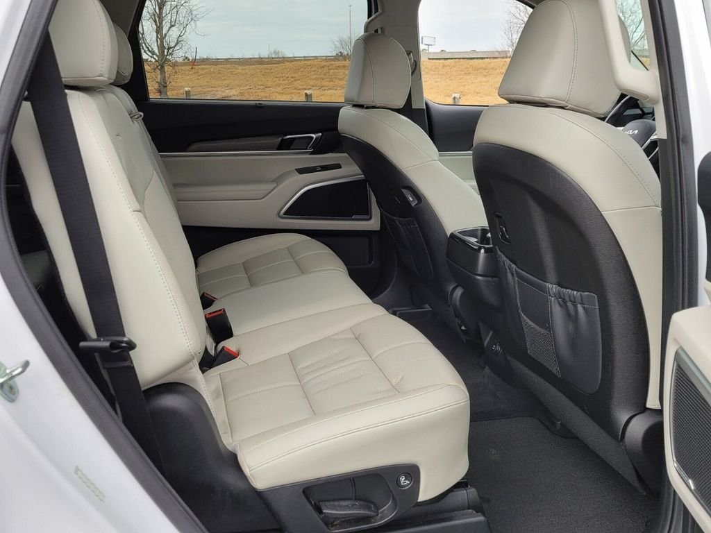 Used 2022 Kia Telluride EX FWD image 14