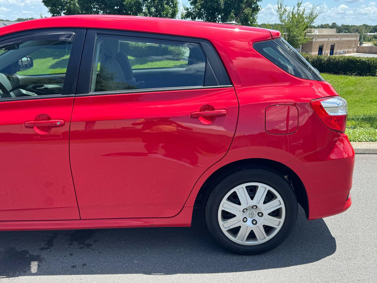 Used 2012 Toyota Matrix L w/ L Sport Pkg FWD image 12
