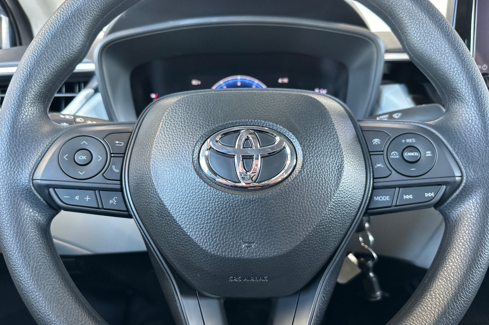 New 2026 Toyota Corolla Cross L FWD image 25