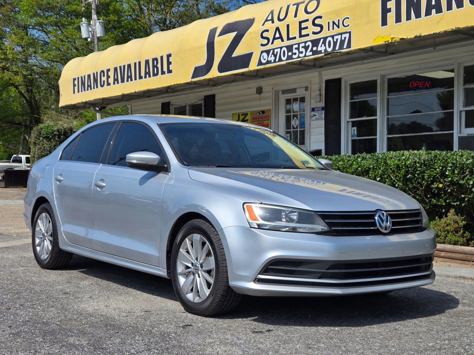 Used 2015 Volkswagen Jetta TDI SE image 1
