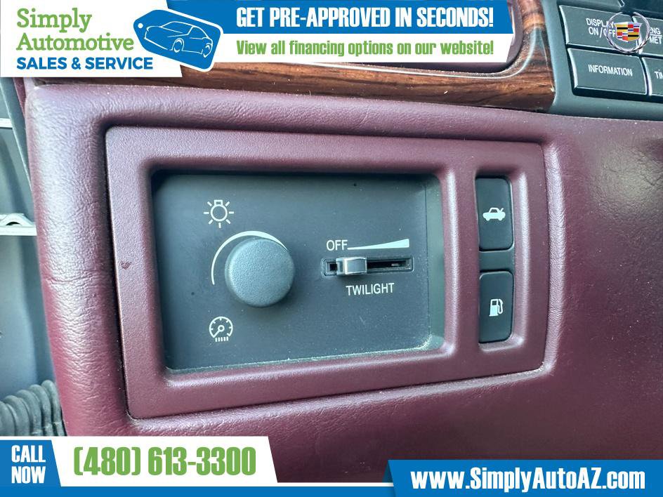 Used 1997 Cadillac De Ville Sedan FWD image 26