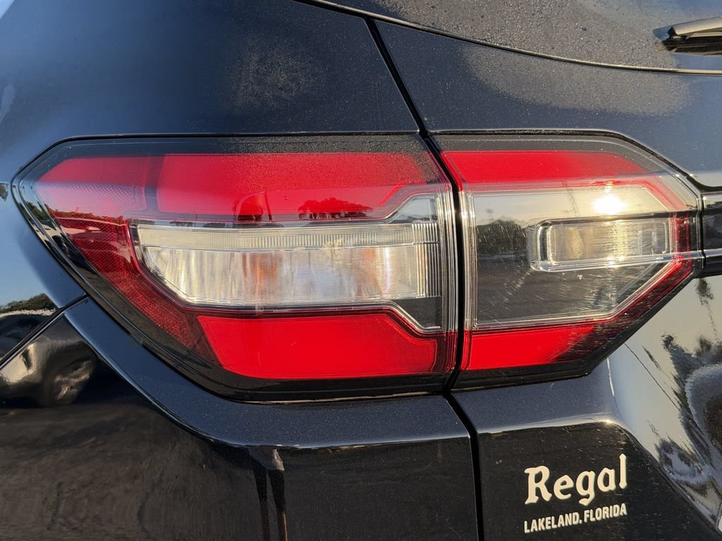 Used 2025 Honda Pilot Sport image 11
