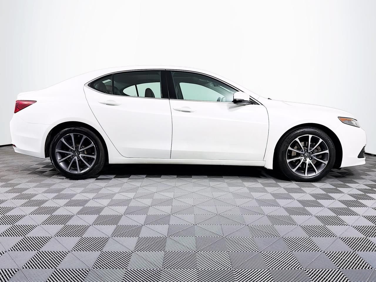 Used 2017 Acura TLX w/ Technology Package AWD/4WD image 26