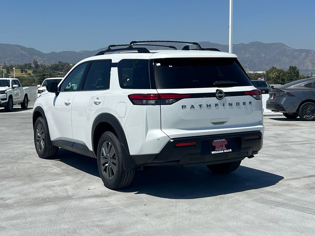 New 2026 Nissan Pathfinder SV FWD image 4