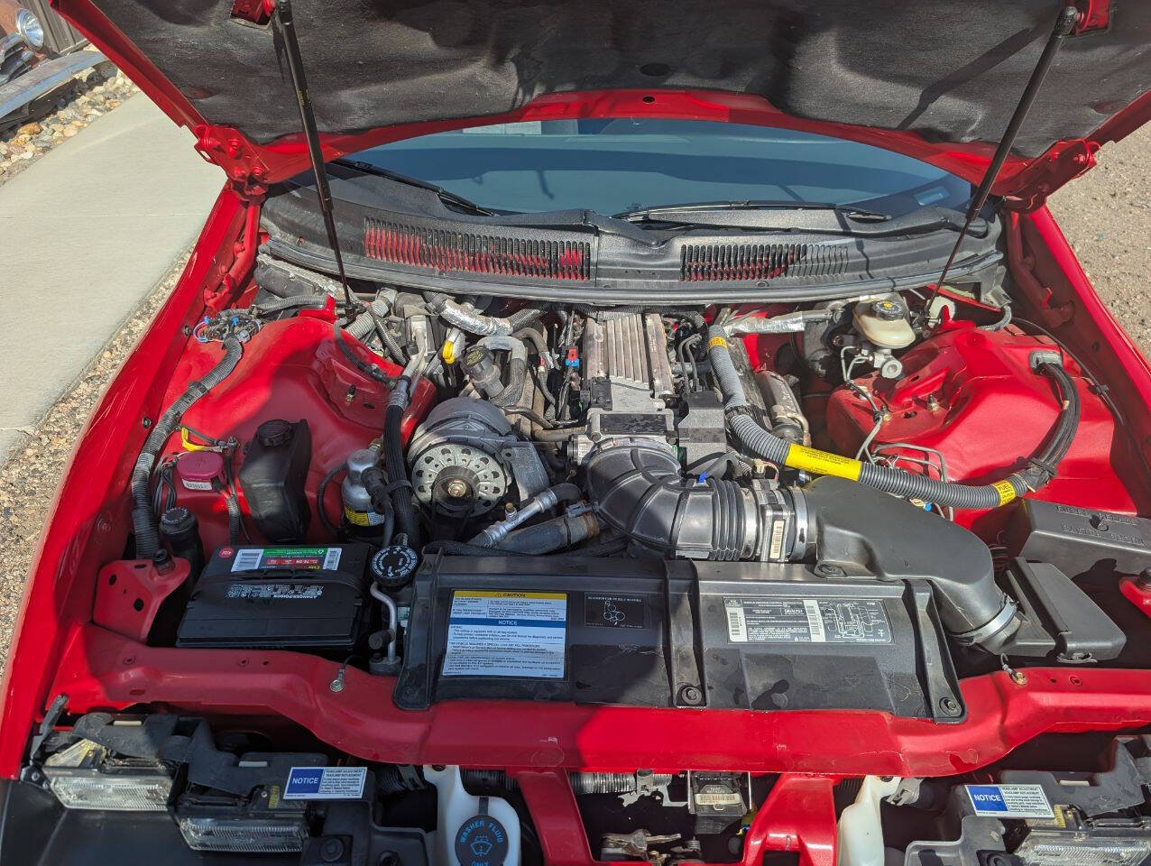 Used 1995 Chevrolet Camaro Z28 RWD image 16
