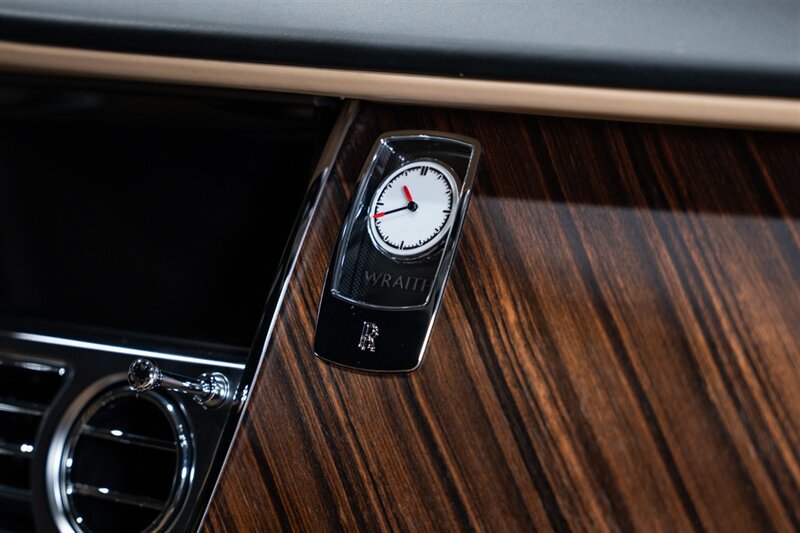 Used 2019 Rolls-Royce Wraith RWD image 56