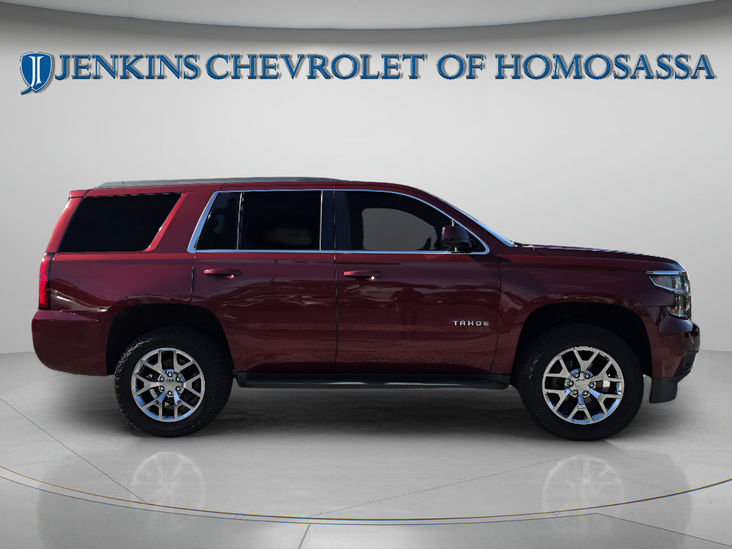 Used 2019 Chevrolet Tahoe LS w/ Enhanced Driver Alert Package RWD image 3
