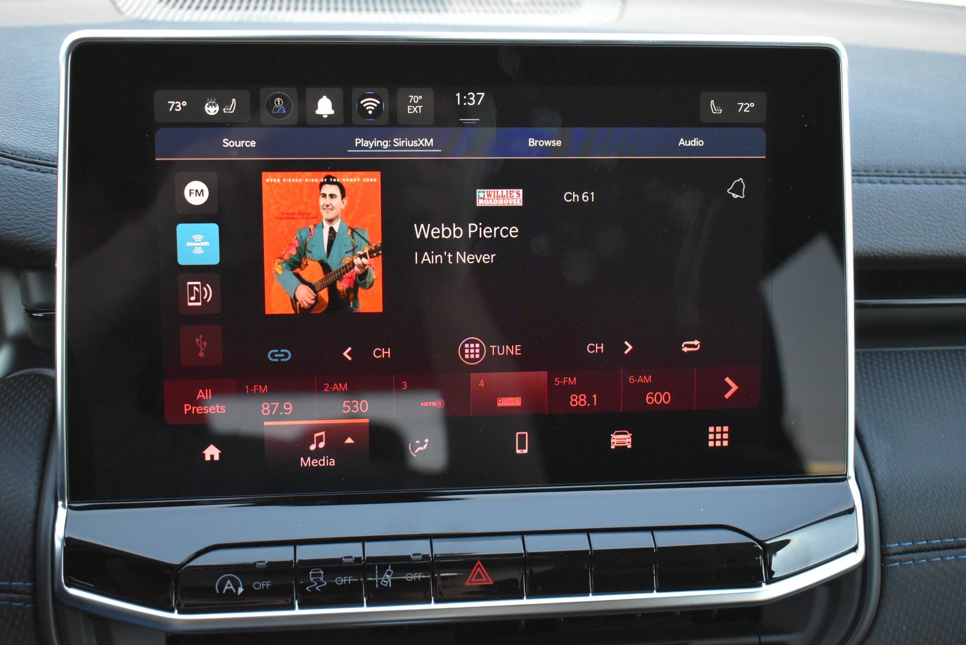 New 2026 Jeep Compass Latitude image 28