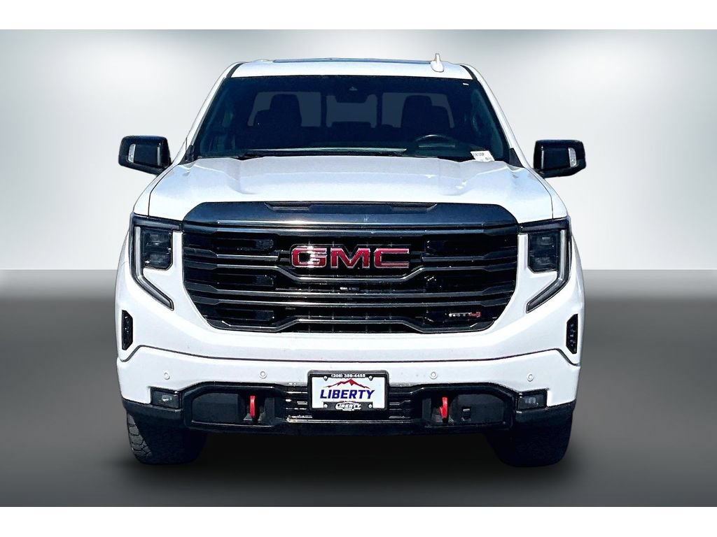 Used 2022 GMC Sierra 1500 AT4 w/ AT4 Premium Package AWD/4WD image 2