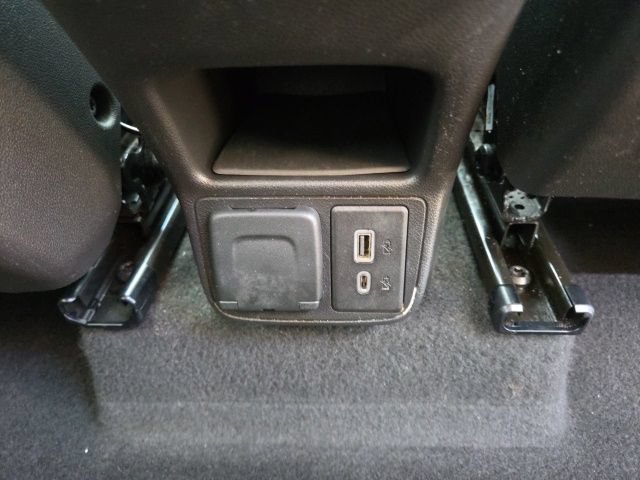 Used 2021 Chevrolet TrailBlazer LT w/ Premium Seating Package FWD image 20