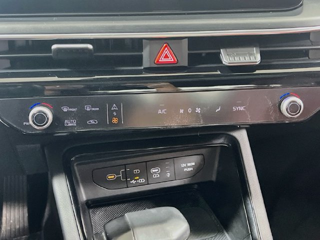 Certified 2025 Kia K5 GT-Line w/ GT-Line Premium Package FWD image 16