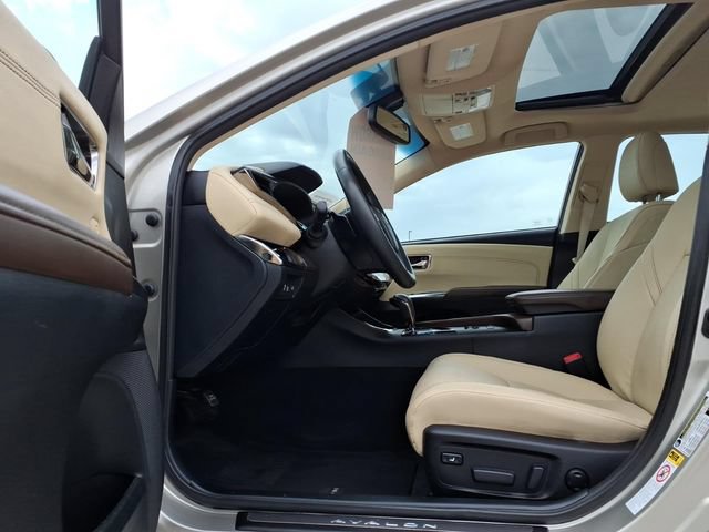 Used 2014 Toyota Avalon Limited FWD image 14