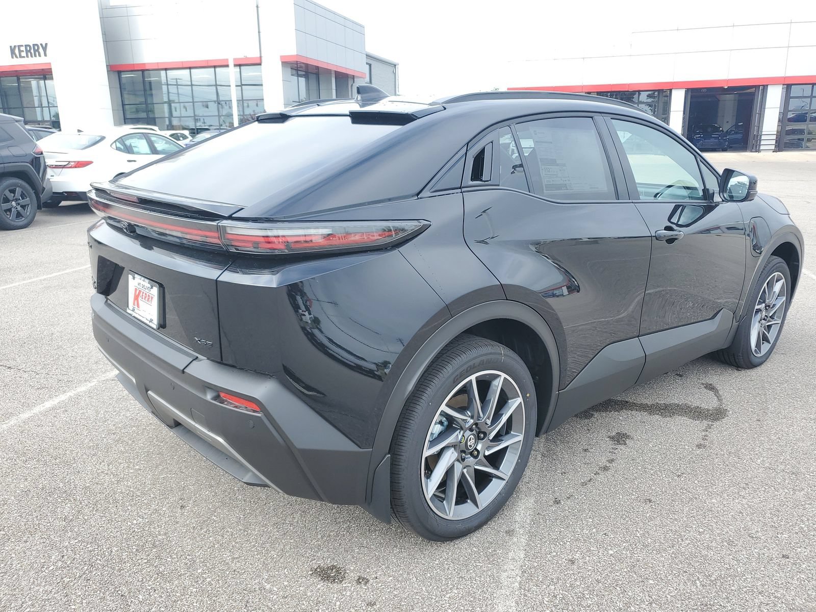 New 2026 Toyota C-HR AWD/4WD image 4
