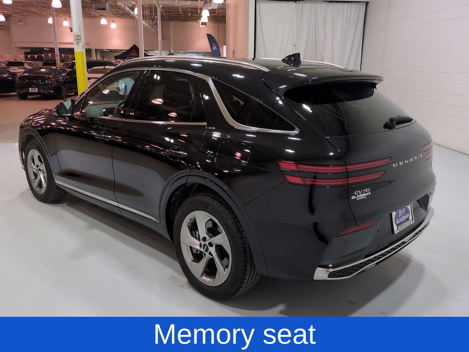 Certified 2026 Genesis GV70 2.5T Advanced AWD/4WD image 5