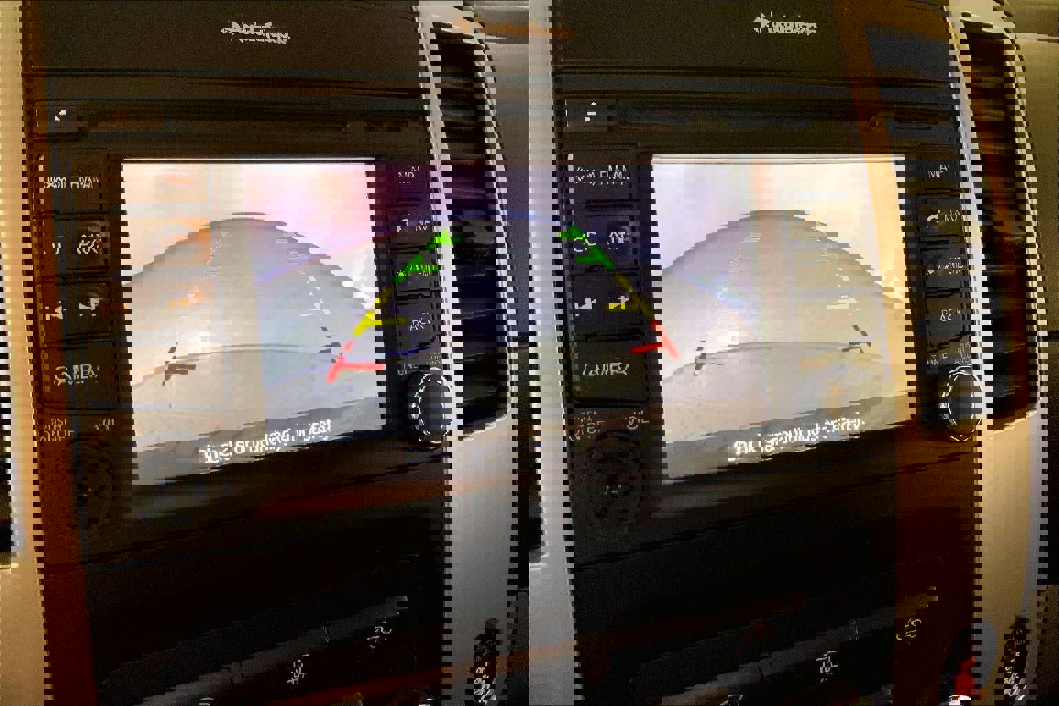 Used 2013 Nissan Xterra PRO-4X w/ Pro-4x Leather Pkg image 21