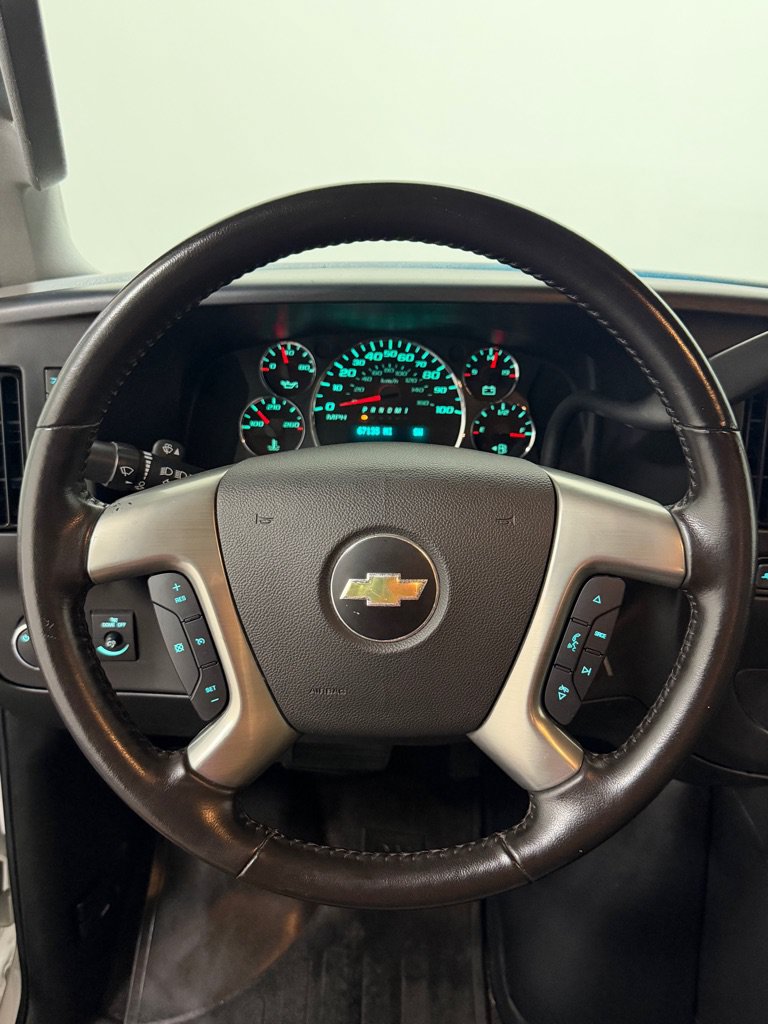 Used 2017 Chevrolet Express 3500 LT w/ LT Preferred Equipment Group RWD image 15