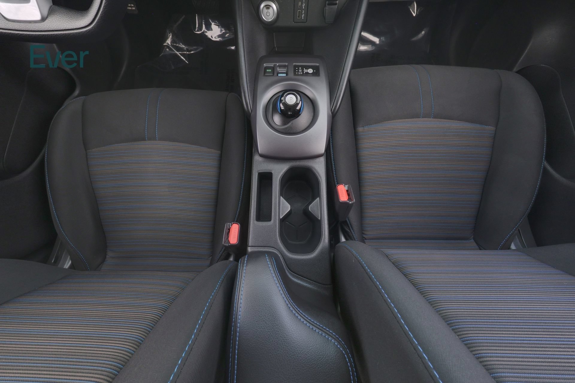 Used 2025 Nissan Leaf S FWD image 27