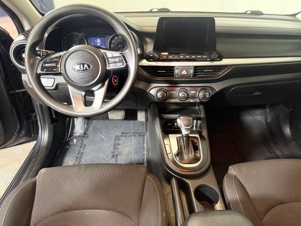 Used 2020 Kia Forte LXS FWD image 11