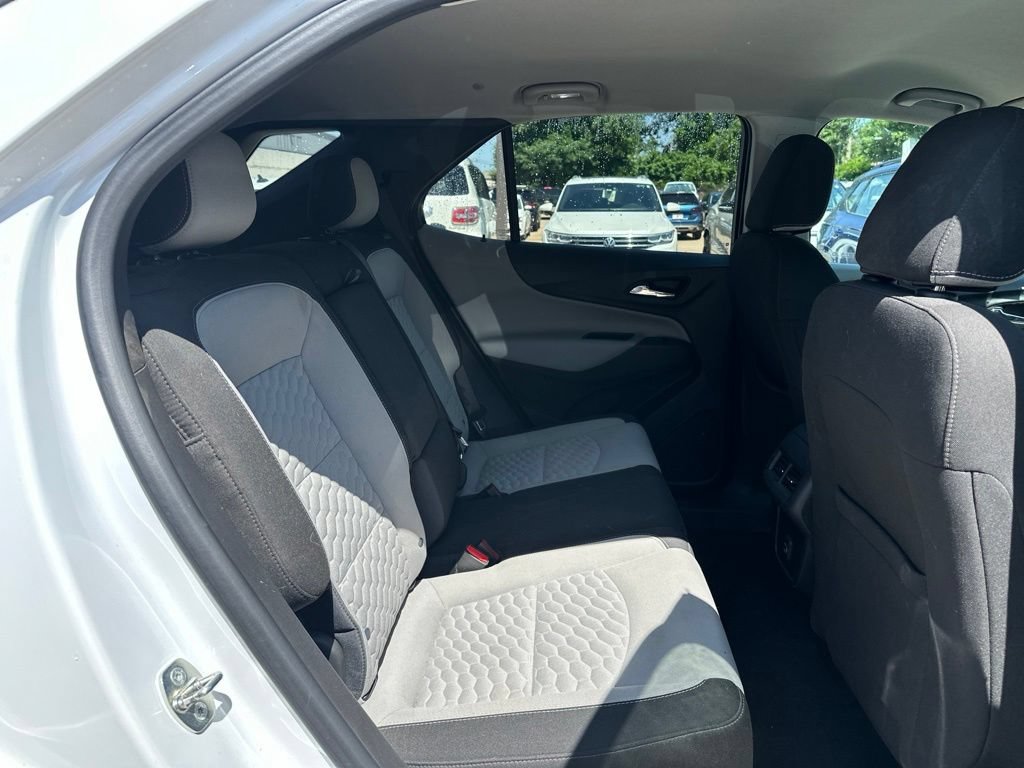 Used 2021 Chevrolet Equinox LS w/ LS Convenience Package FWD image 15