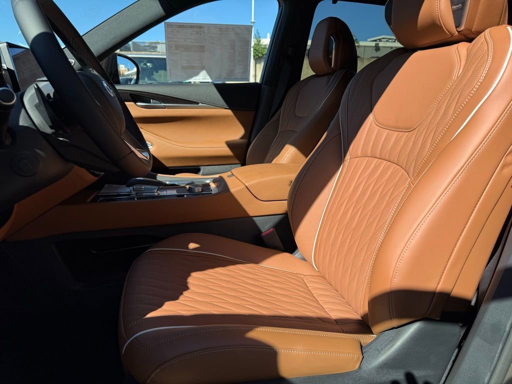 New 2026 INFINITI QX60 Autograph w/ Dark Cargo Package image 15