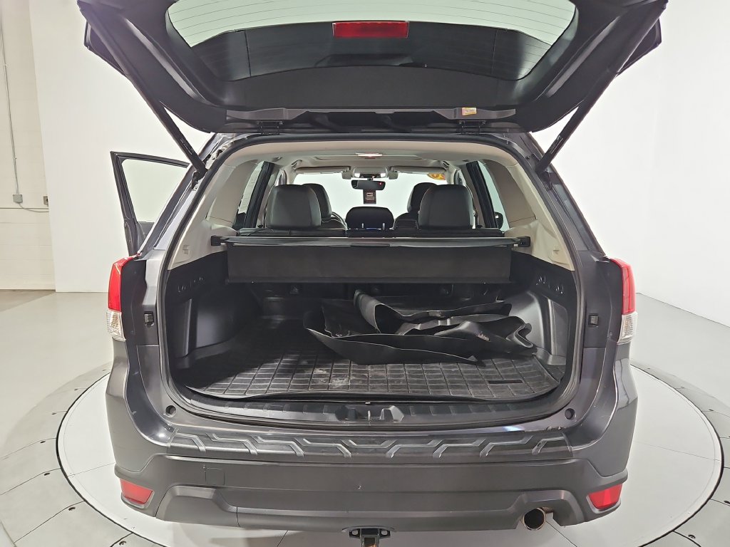Used 2020 Subaru Forester Limited AWD/4WD image 23