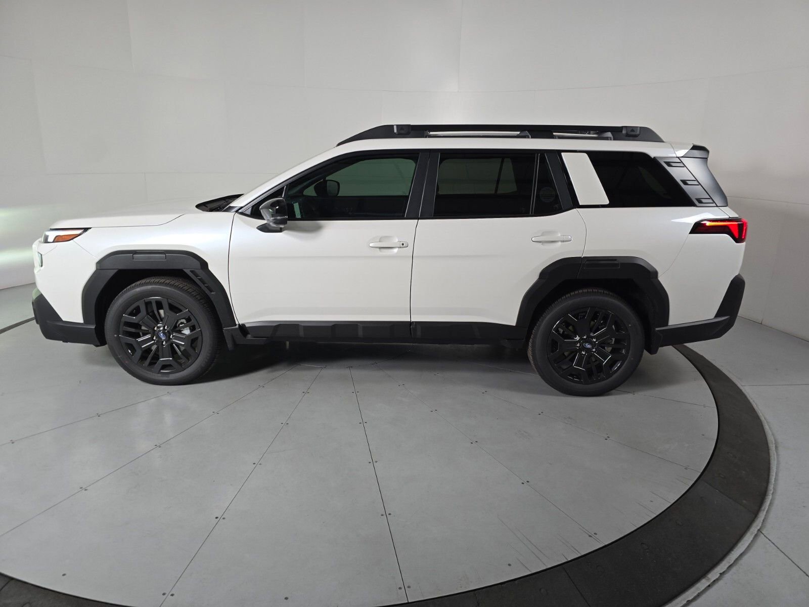 New 2026 Subaru Outback Limited XT image 2