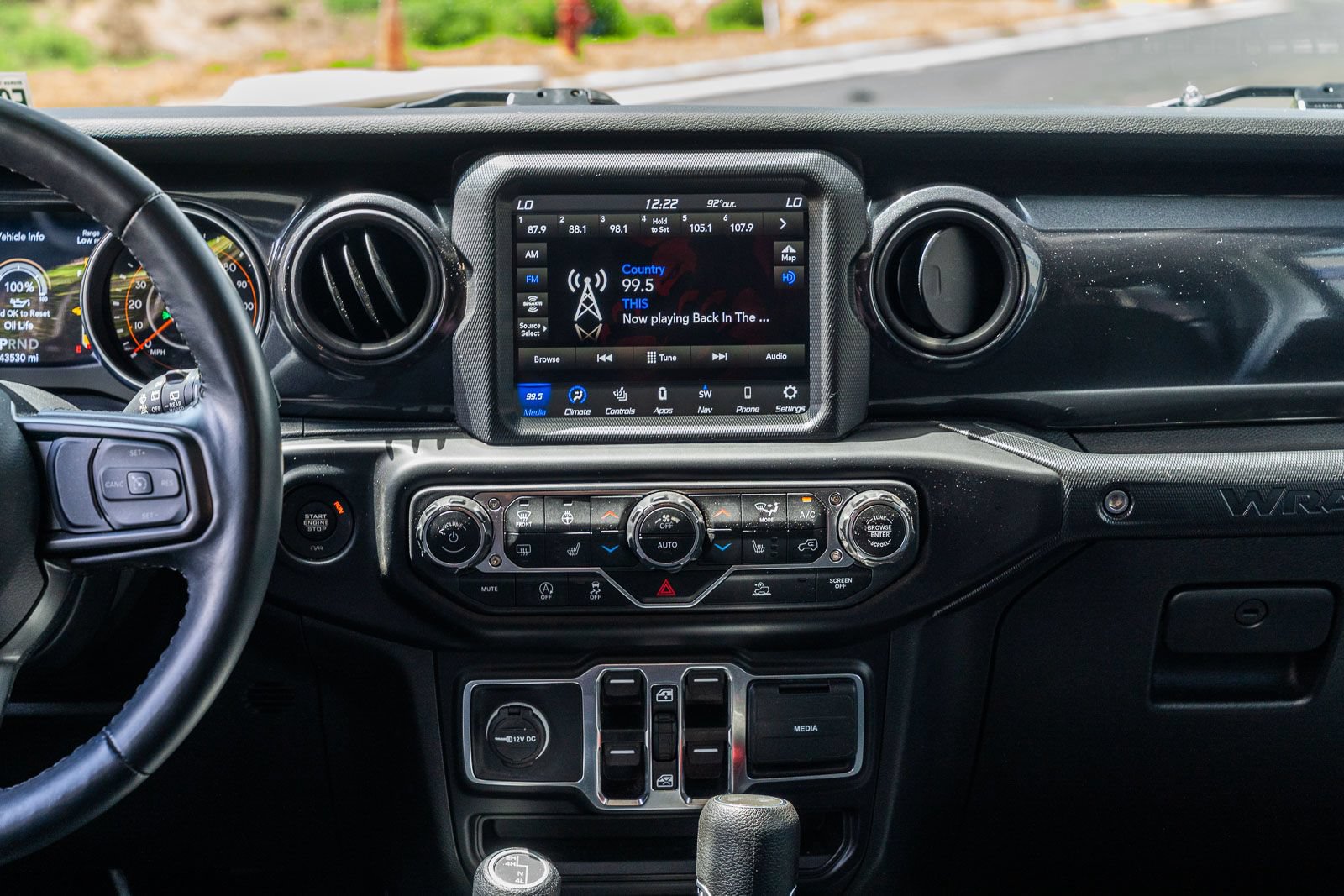 Used 2022 Jeep Wrangler Unlimited Sport AWD/4WD image 32