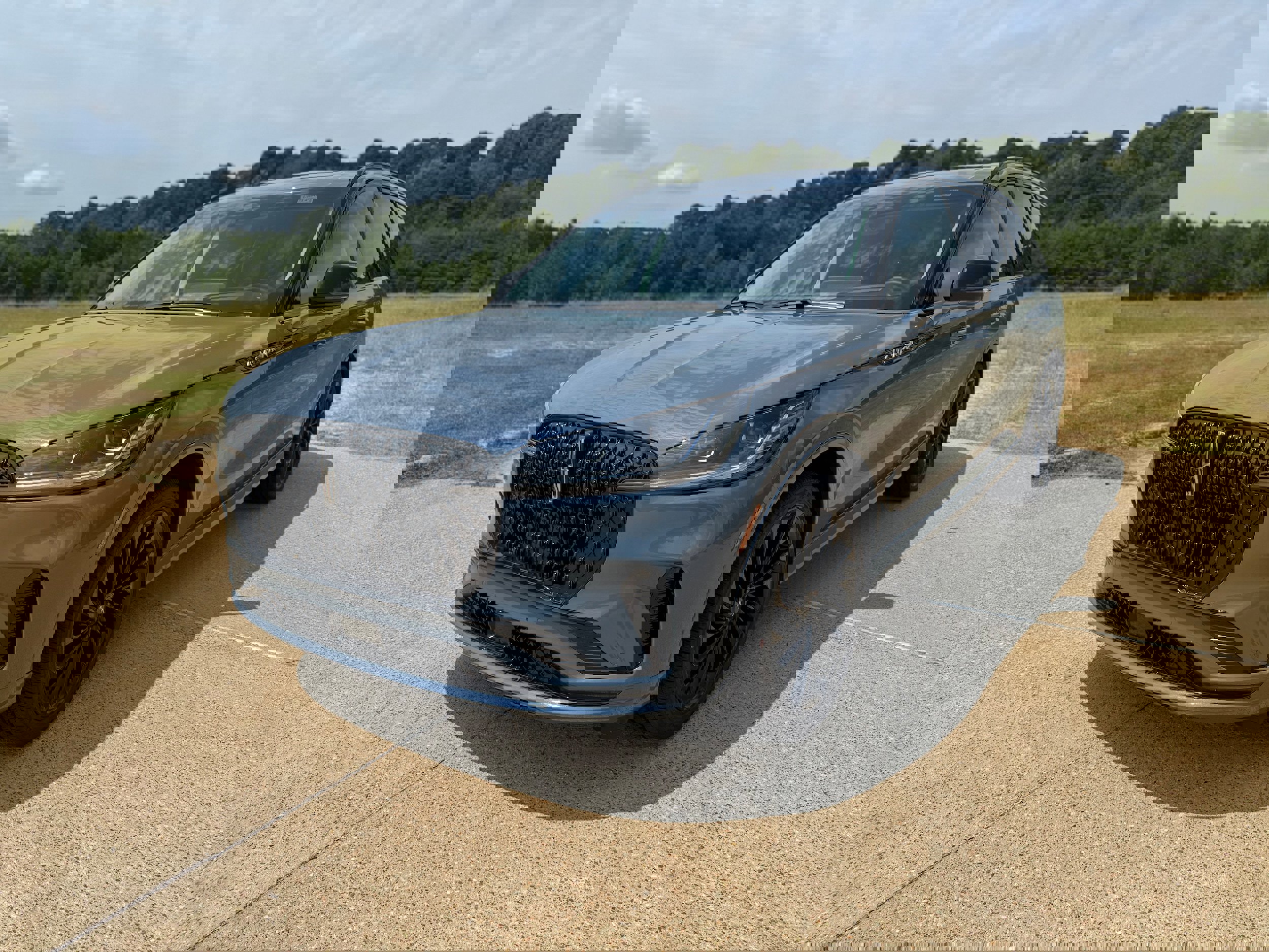 New 2025 Lincoln Aviator Reserve w/ Luxury Package