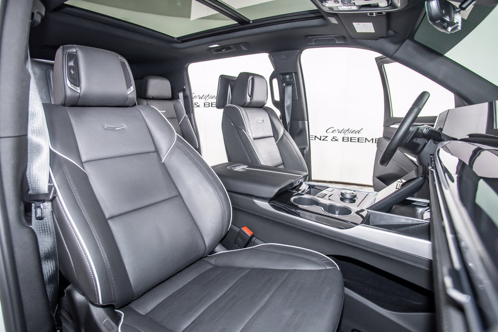 Used 2026 Cadillac Escalade ESV Sport w/ Touring Package AWD/4WD image 20