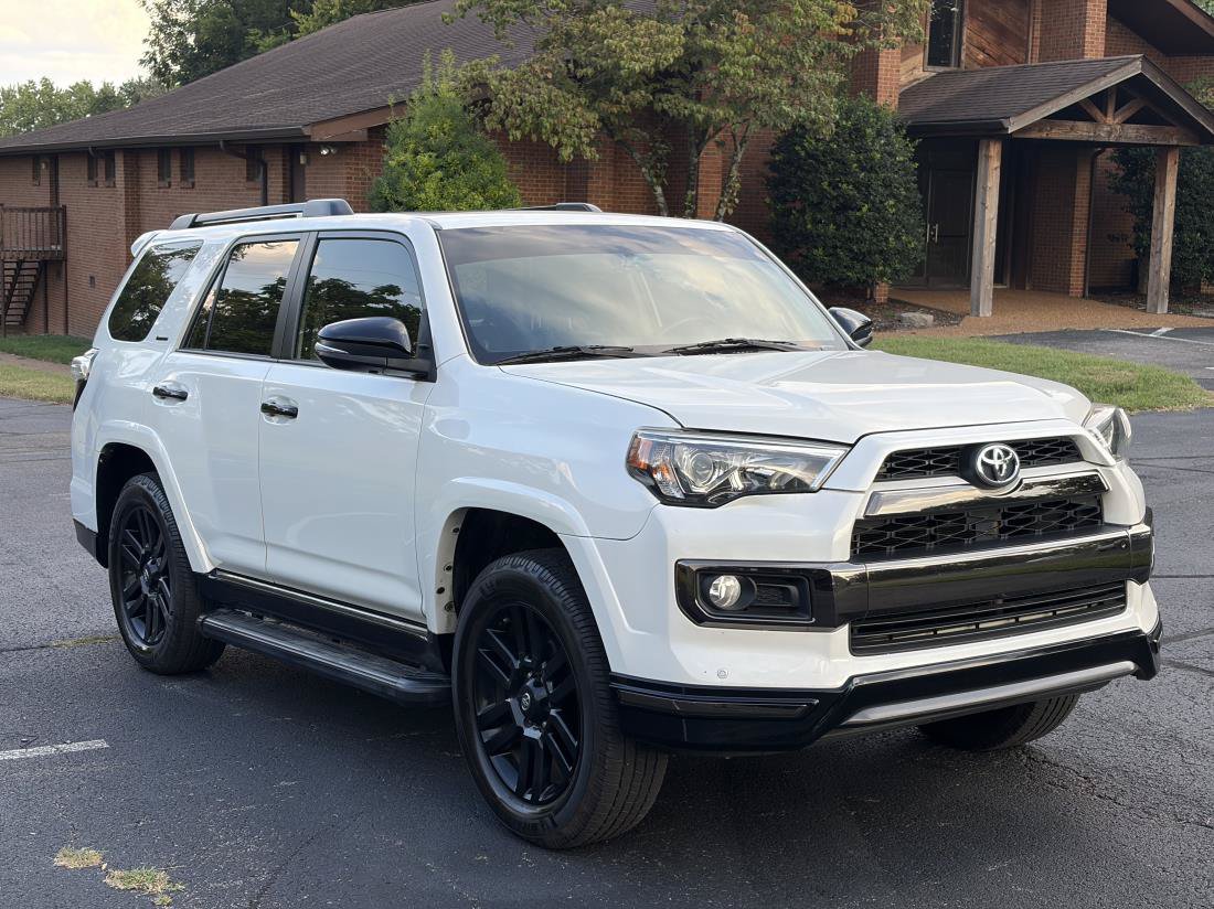 Used 2019 Toyota 4Runner Limited RWD image 3