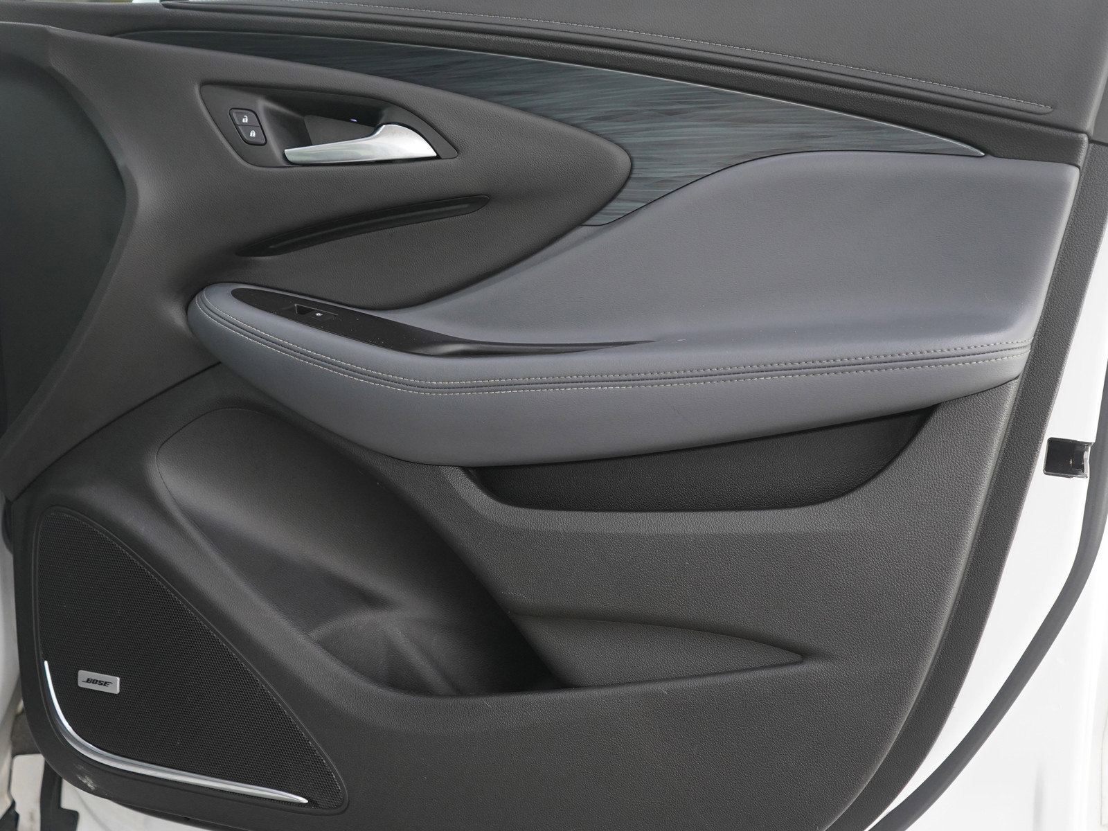 Used 2019 Buick Envision Premium w/ Driver Confidence Package image 9