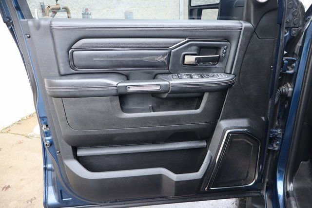 Used 2023 RAM 3500 Limited image 23