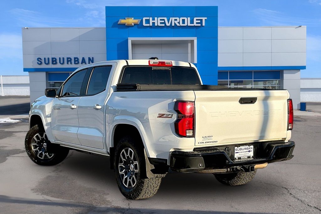 Used 2026 Chevrolet Colorado Z71 AWD/4WD image 3