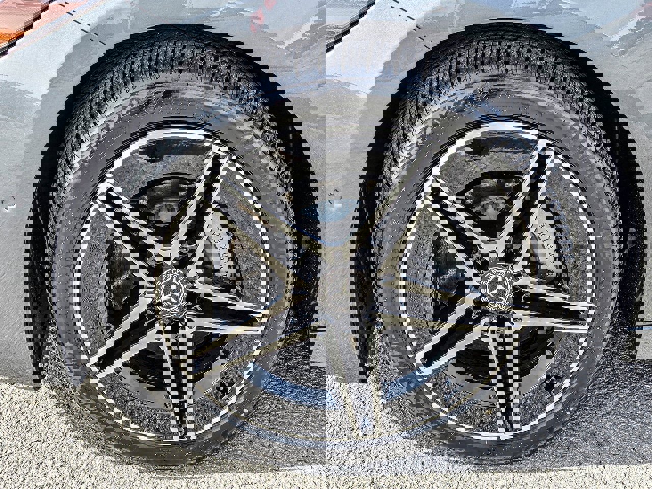 New 2025 Mercedes-Benz C 300 4MATIC Sedan image 8