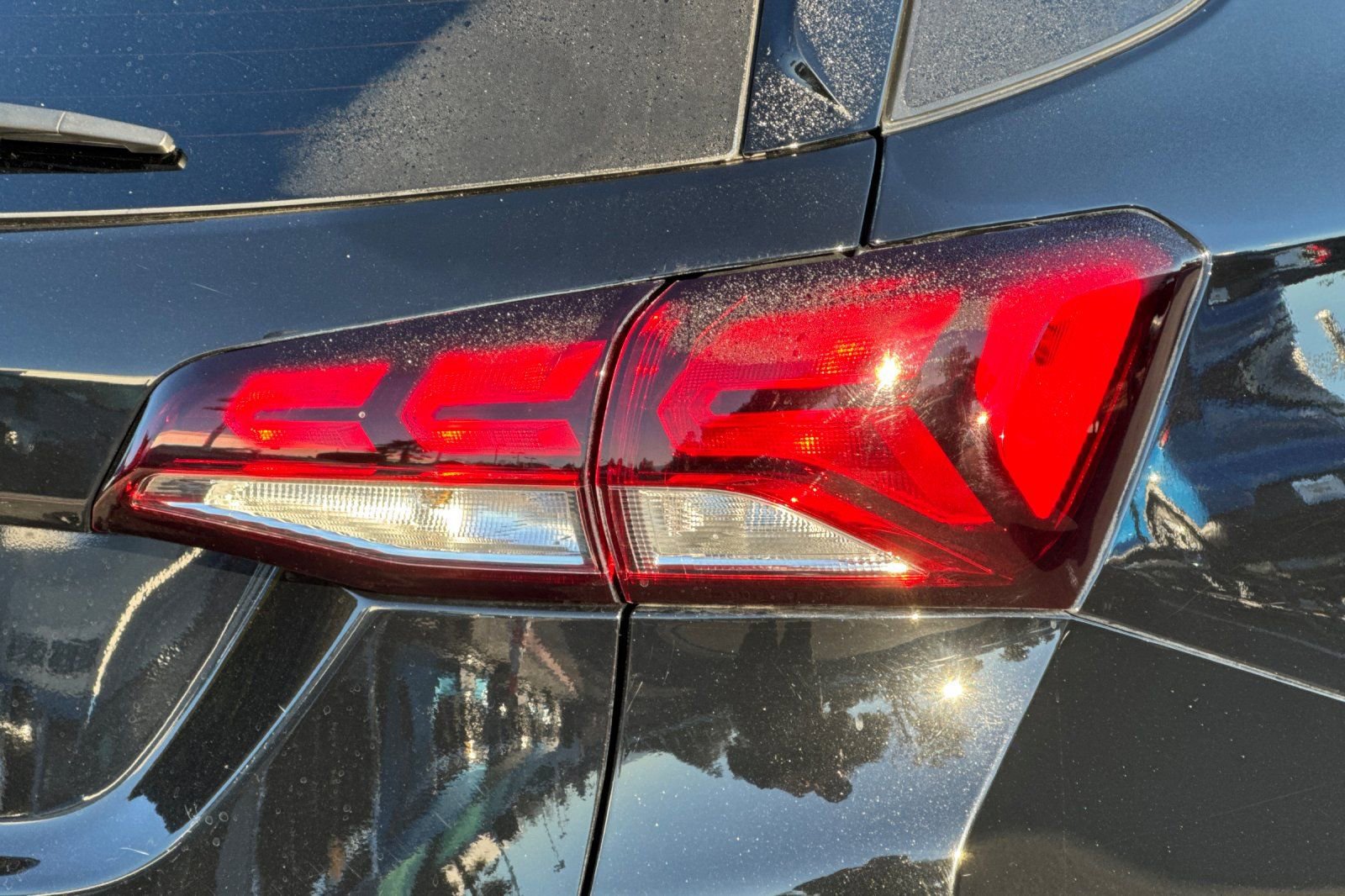 Used 2024 Chevrolet Equinox LT image 47